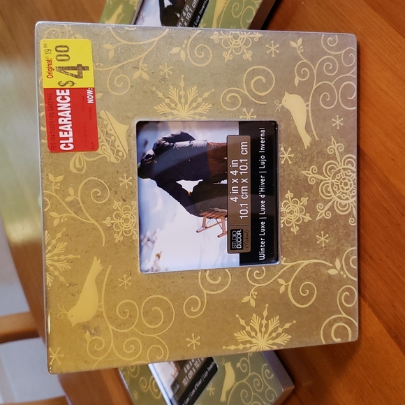 Gold Christmas Holiday Square Picture Frames - Picture 5 of 13